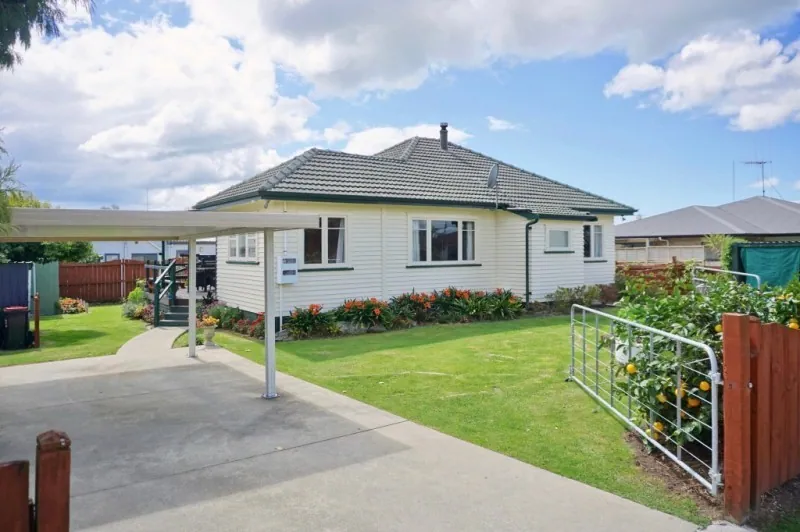  princess   front to back carport